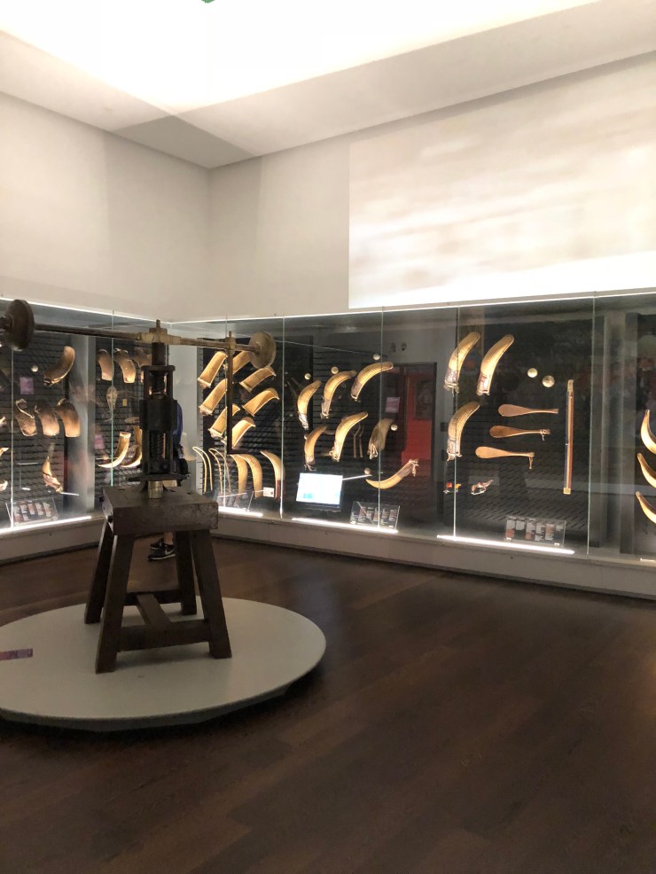 NzX99hKlSXK+TUBHMfrkrg